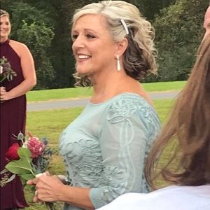 Meet your Posher, Denise